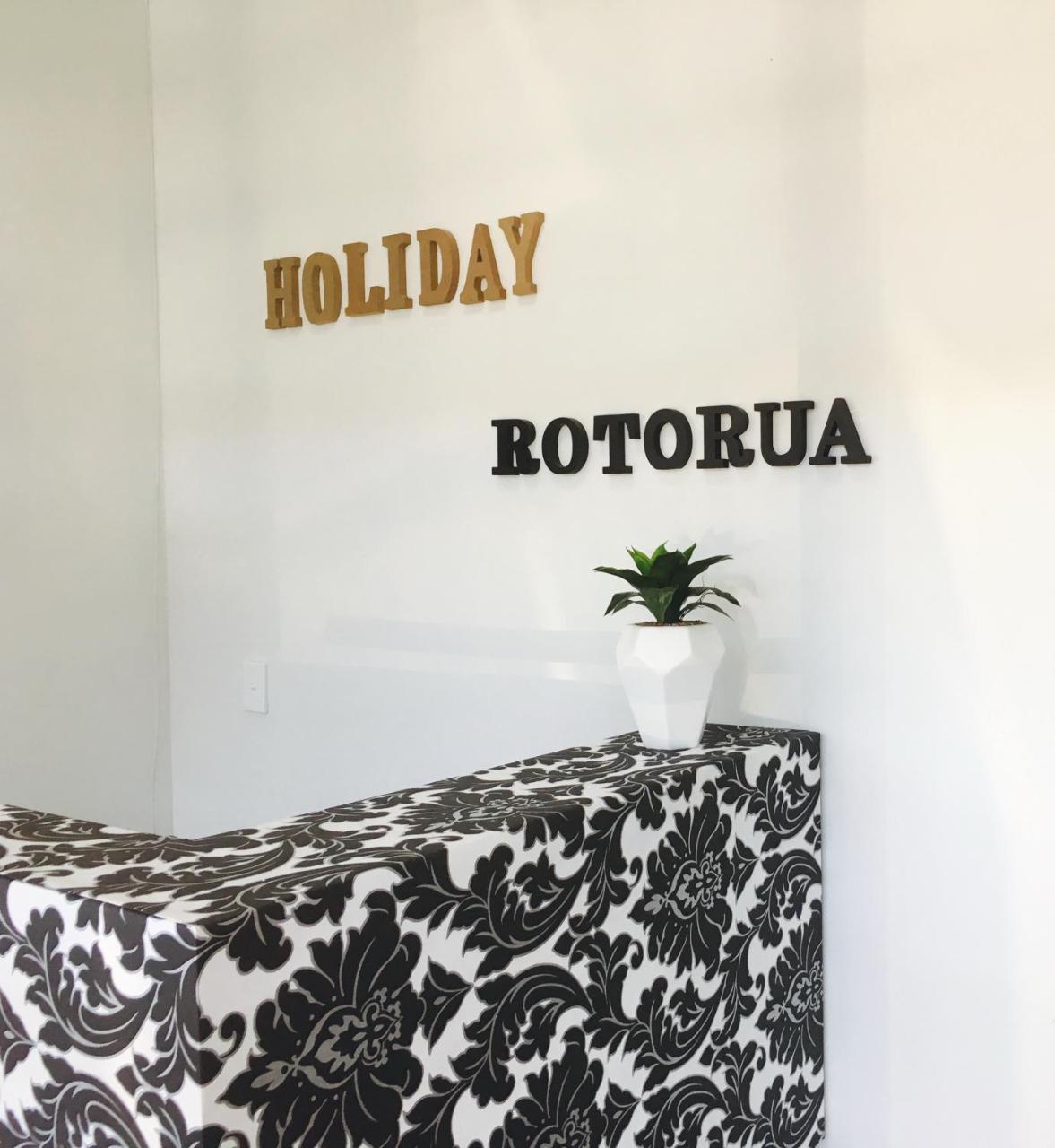 Holiday Роторуа Екстериор снимка